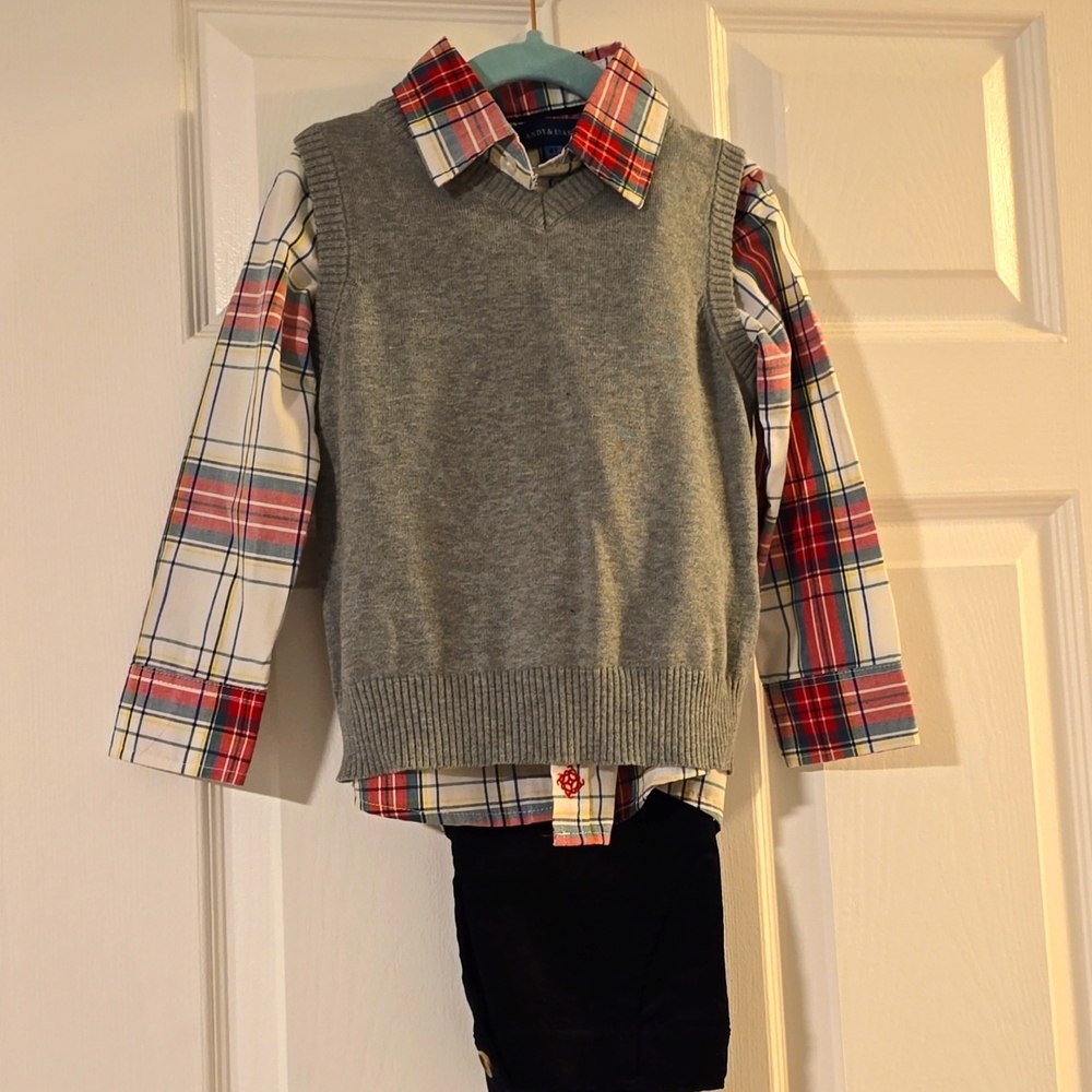 NWT Andy & Evan 4T Grey & Red Set